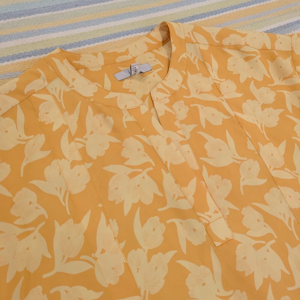 ⭐ Joie Solace Blouse Citrus Split Neck Yellow Floral Print top size XXS - Picture 8 of 16